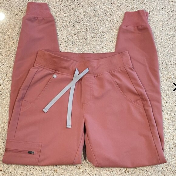 COPY - FIGS, Women Zamora Jogger Scrub Pants, XS. Mauve ( old pink) - Picture 3 of 7
